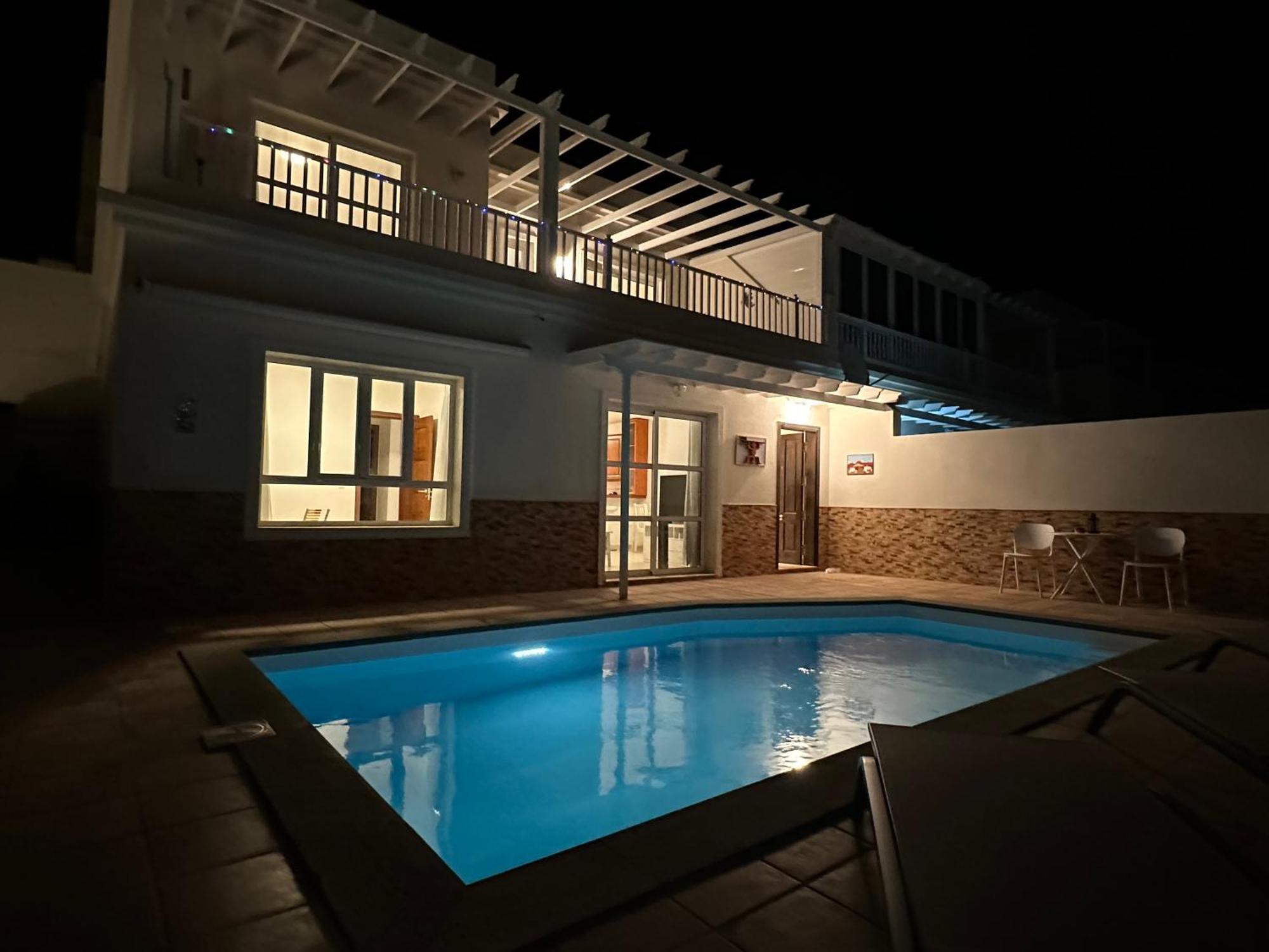 Villa Crotos Costa Teguise Exteriör bild
